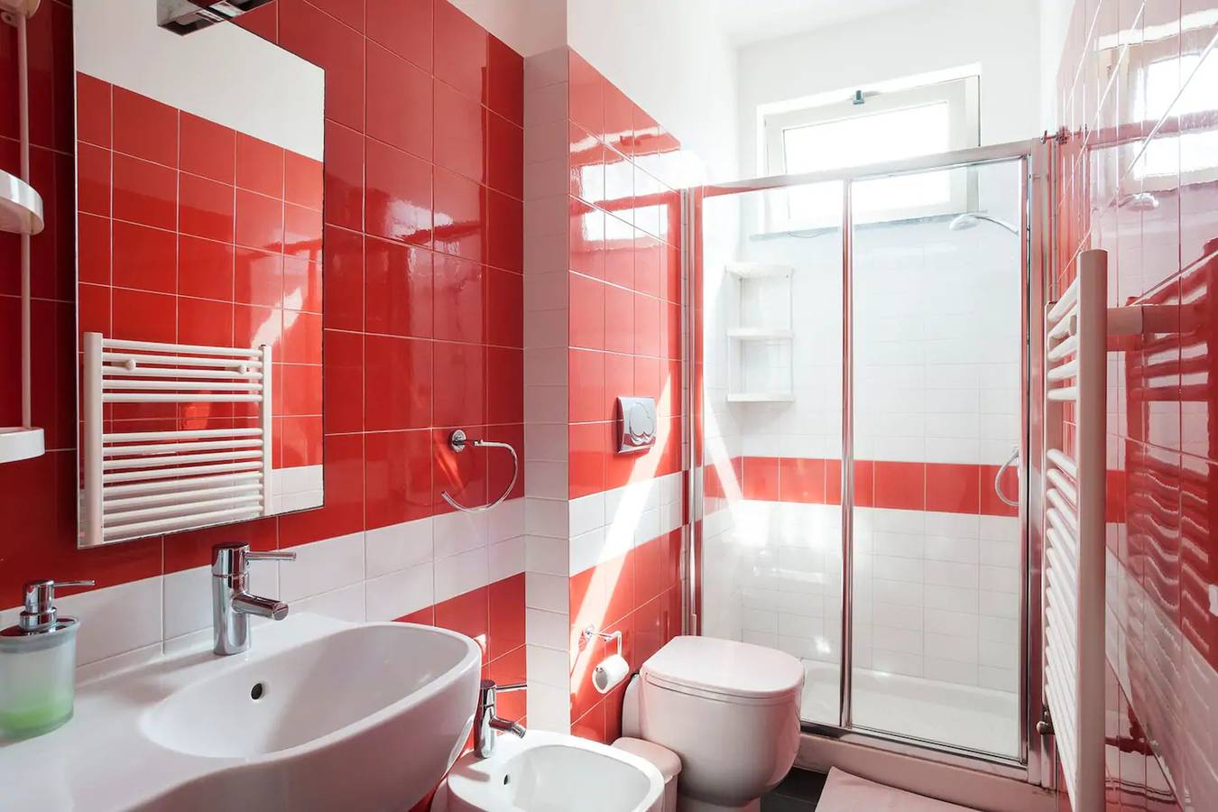 Estudio entero, Estudio acogedor en Nicolosi, 30 m² con aparcamiento incluido in Nicolosi, Etna