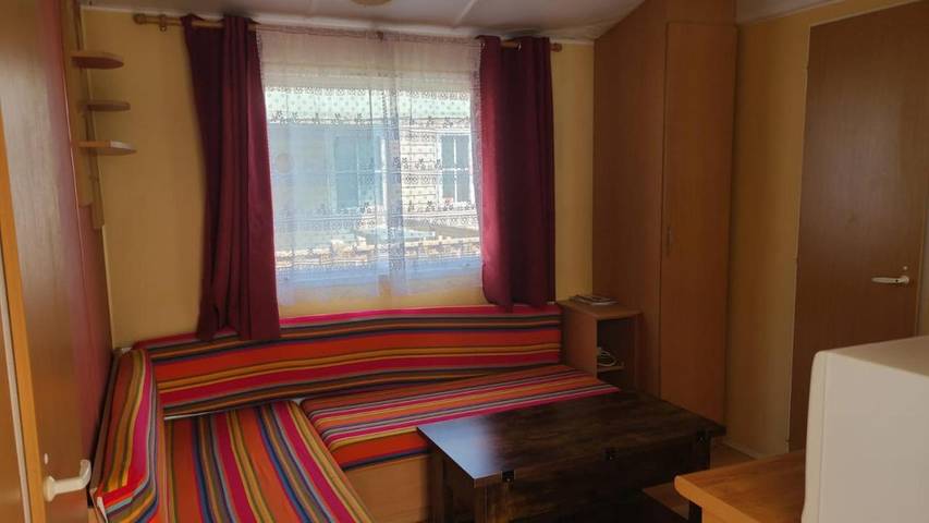 Camping pour 4 personnes, avec piscine et terrasse, animaux acceptés à Meschers-sur-Gironde - 3