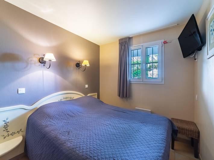 Ferienwohnung für 4 Personen, mit Terrasse und Garten sowie Kinderpool und Ausblick in Grimaud - 4