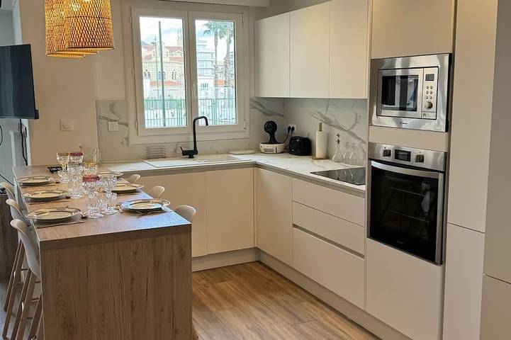 Gîte pour 6 personnes, avec terrasse dans Casino De Menton