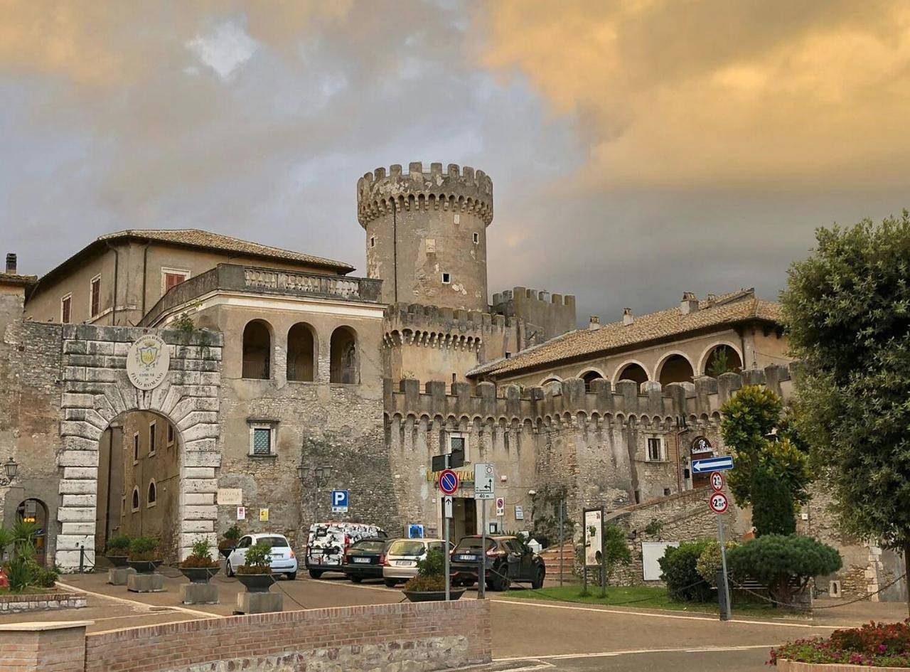Antica Corte del Castello in Fiano Romano, Provincia di Roma