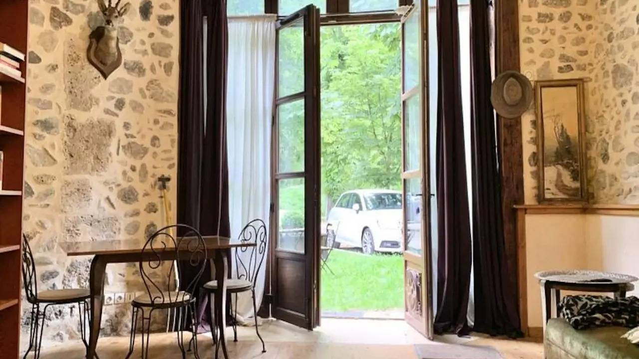 Ganze Ferienwohnung, Ferienwohnung für 2 Personen (30 m²) in Uriage-les-Bains in Saint-Martin-d'Uriage, Nationalpark Écrins