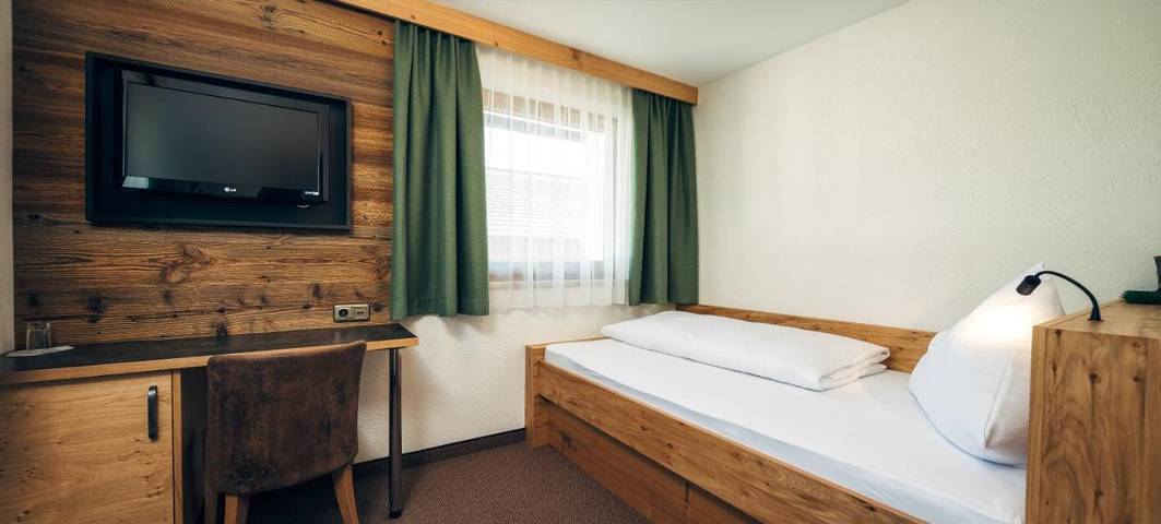 Hotel für 2 Personen, mit Ausblick und Sauna sowie Garten in Serfaus - 3