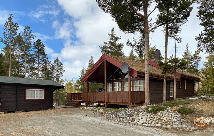 Ferienhaus für 10 Personen mit Garten in Lesja