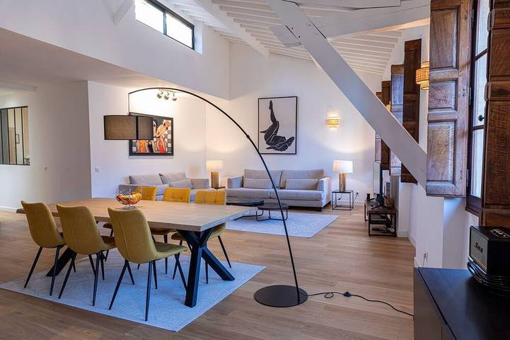 Location de vacances pour 6 personnes, avec jacuzzi et terrasse à Aix-en-Provence