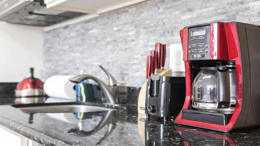Gîte pour 2 personnes, avec piscine ainsi que sauna et jacuzzi à Honolulu - 4