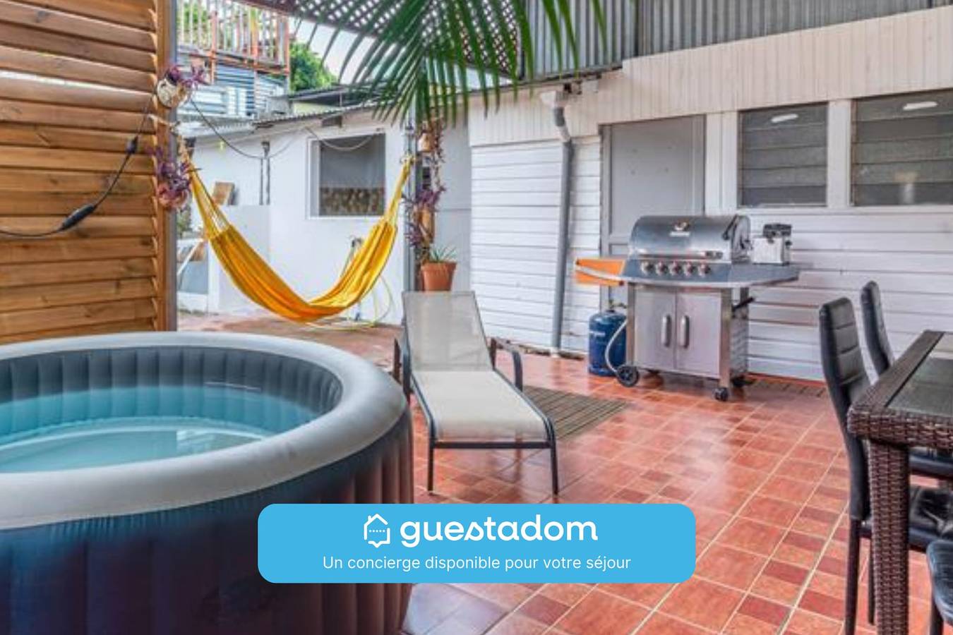Le Nid Tropical - Jacuzzi - Vue sur Mer in Saint-Pierre (Réunion), Reunión