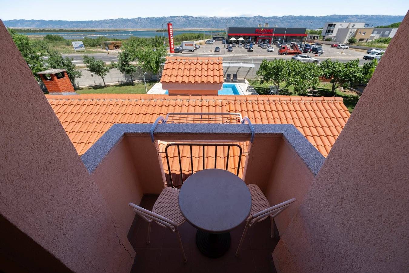 Hel lejlighed, Apartment 3598-3 for 3 Pers. in Privlaka in Privlaka, Zadar