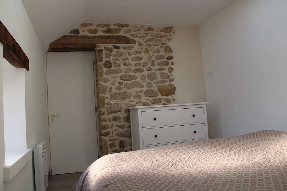 Apartamento entero, El ático renovado para su comodidad. in La Chapelle-Largeau, Mauléon