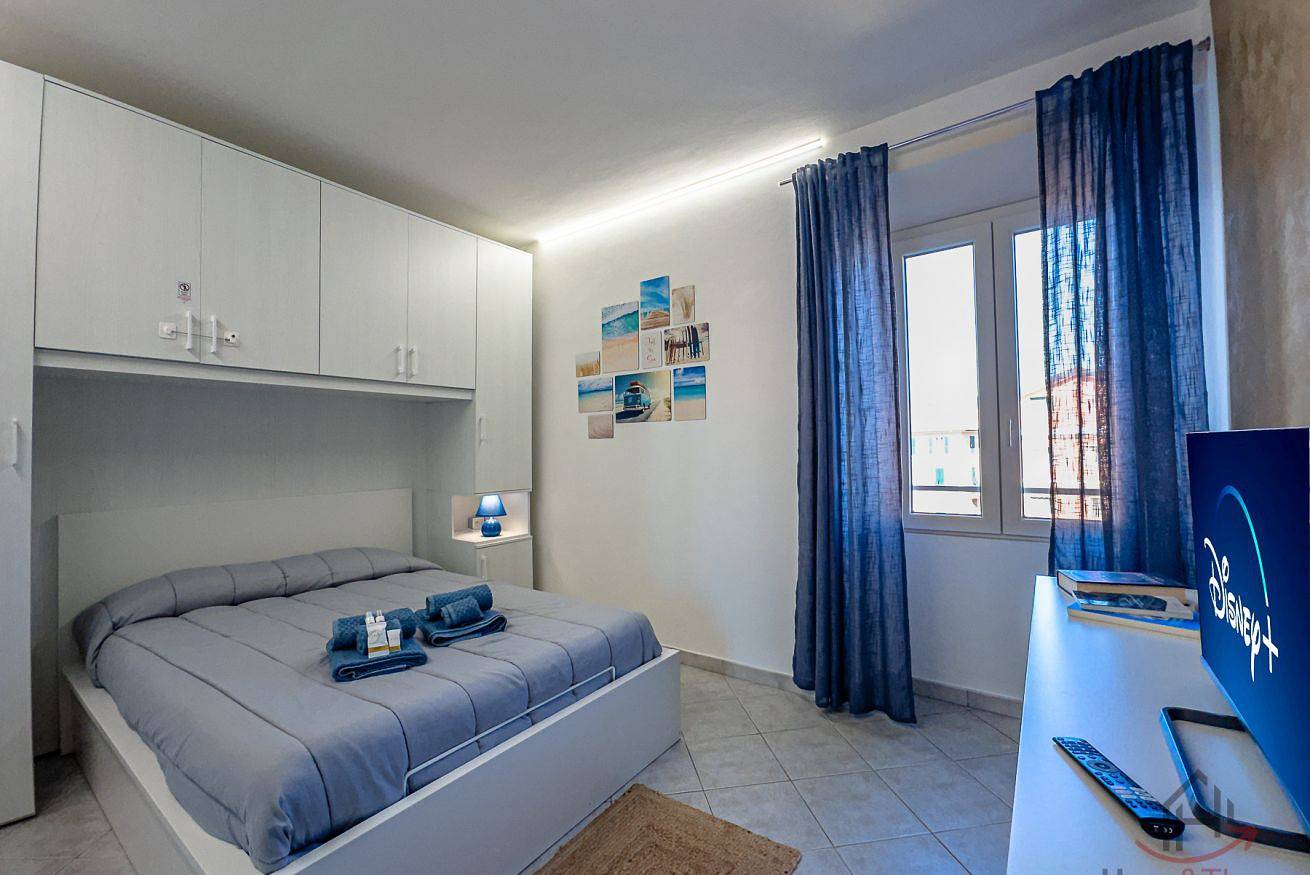 Ganze Wohnung, [Meer 3 Min.] Kostenloser Park • Züge 8 Min. • A/C in Albisola Capo, Albisola Superiore