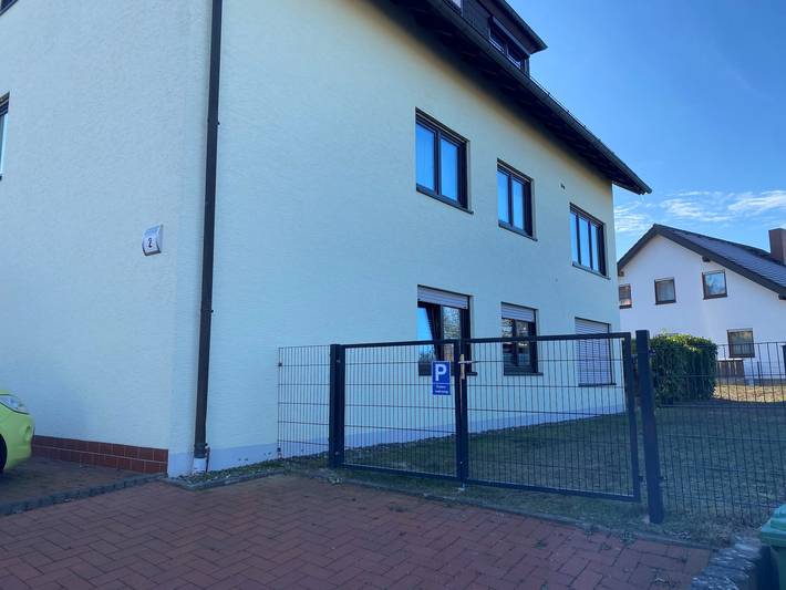 Ganze Wohnung, Ferienwohnung Fischer - Ferienwohnung mit Freisitz in Rödental, Oberes Maintal - Coburger Land