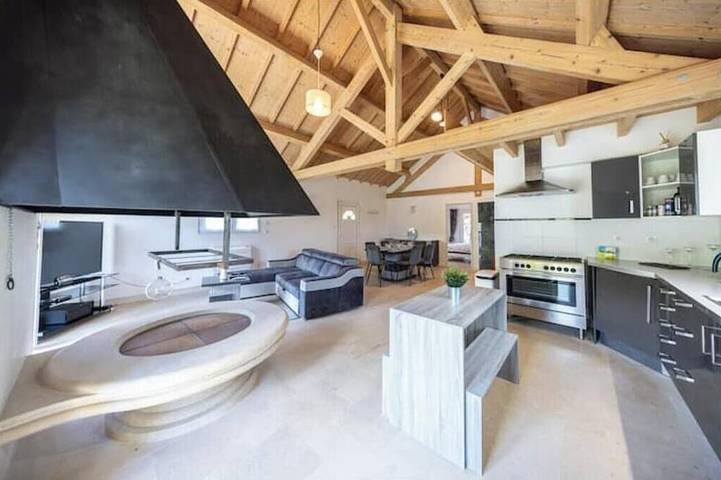Location de vacances pour 4 personnes, avec Terrasse et Jardin dans Jezainville
