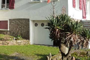 Location de vacances pour 7 personnes, avec jardin et terrasse à l' Île d'Yeu