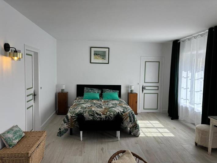 Chambre d’hôte pour 2 personnes, avec jardin ainsi que vue et terrasse, animaux acceptés à Cellettes - 4