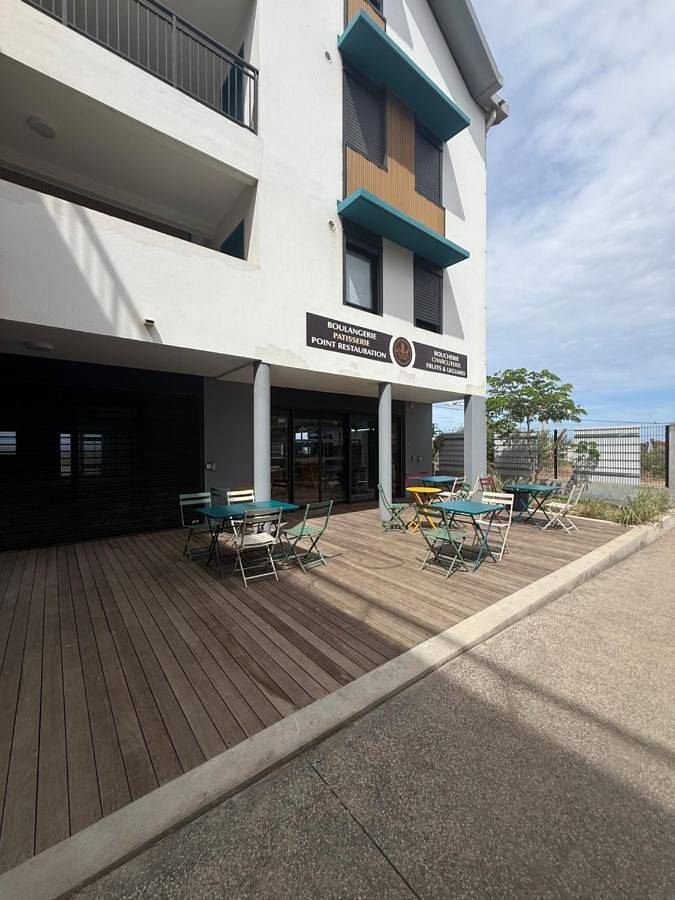 Gîte pour 4 personnes, avec balcon et jacuzzi à Les Trois-Bassins - 3