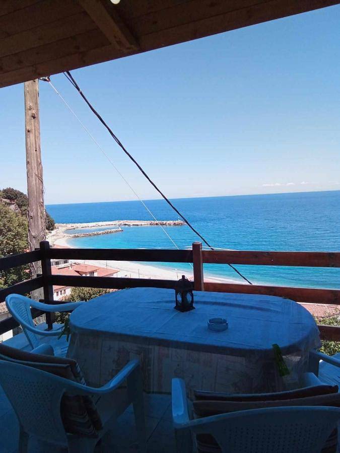 Gîte pour 4 personnes, avec terrasse et vue dans Agios Ioannis (Zagora–Mouresi) - 4