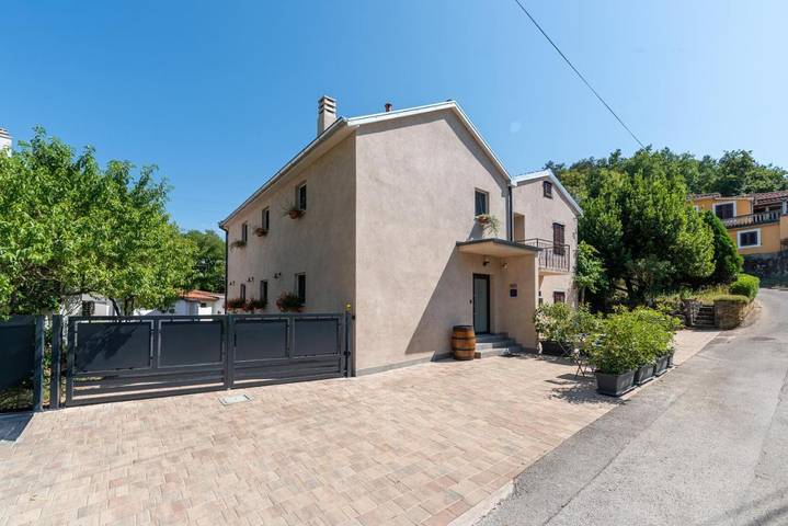 Chambre d’hôte pour 2 personnes, avec Terrasse et Vue à Buzet - 4