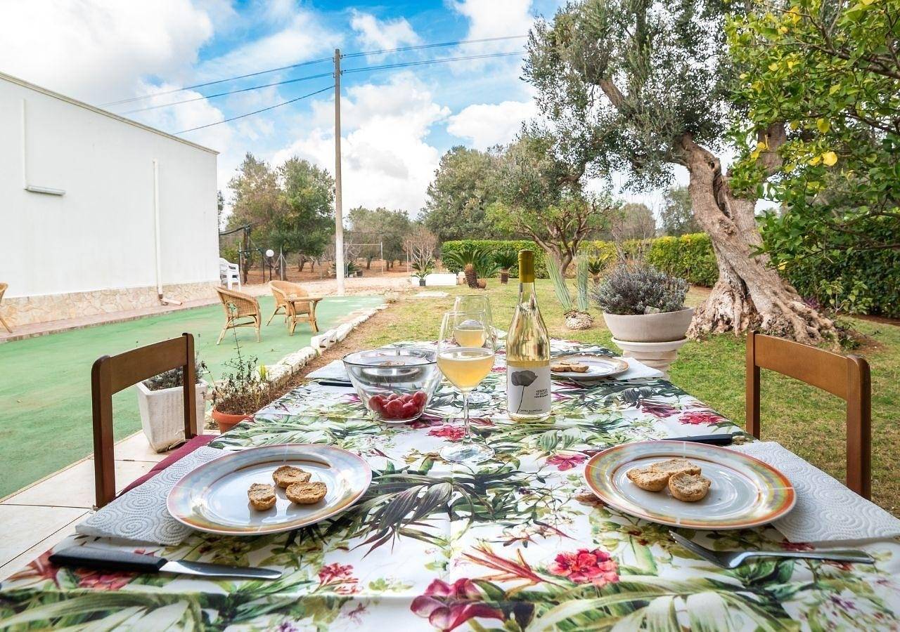 Paolos Trullo im Herzen der Natur in San Vito dei Normanni, Salento