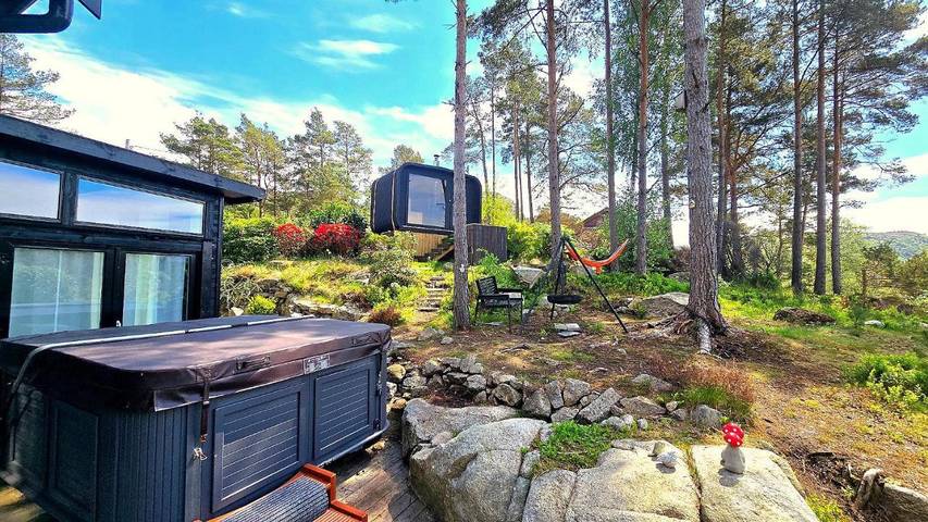 Ferienhaus für 8 Personen, mit Balkon und Terrasse sowie Garten und Sauna