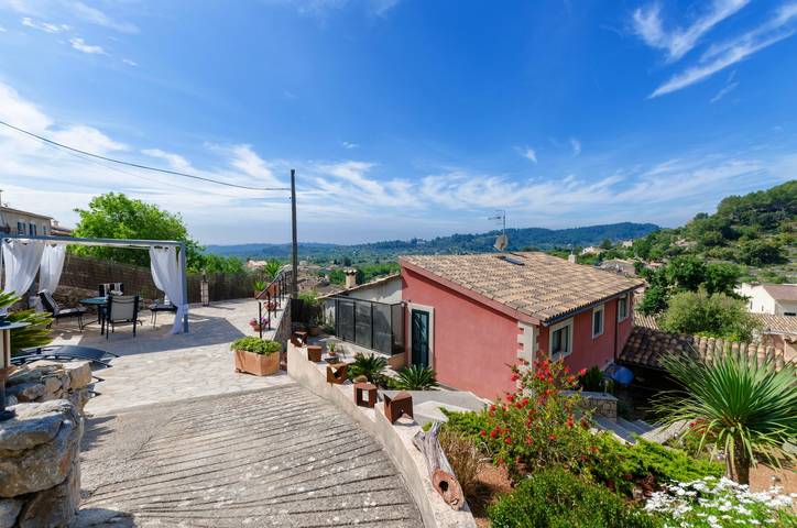 Chalet para 8 personas, con terraza y jardín - 1