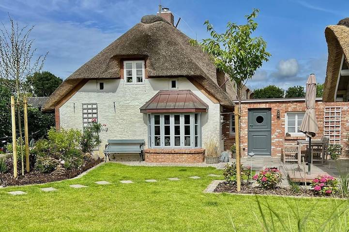 Cottage für 2 Personen, mit Garten und Terrasse sowie Pool - 1