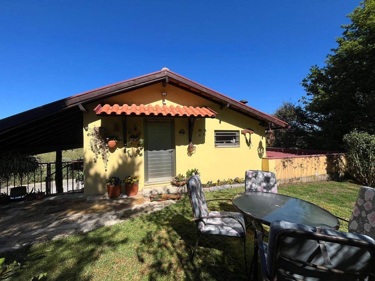 Quinta de Carcavelos Agroturismo e Enoturismo in Arnóia, Distrito de Braga
