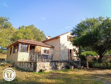 Gîte pour 4 personnes, avec terrasse et jardin à Pontcirq