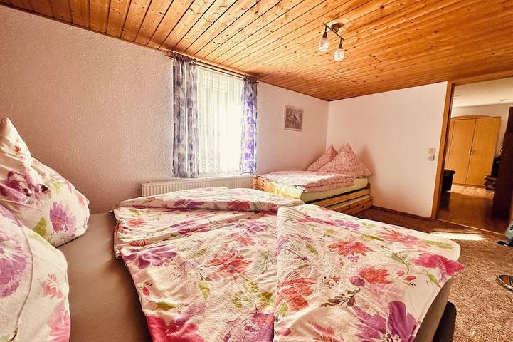 Ganze Wohnung, Ferienwohnung Nettelbeck - 1 Sz Ferienwohnung mit Zugang zum See in Altglobsow, Großwoltersdorf