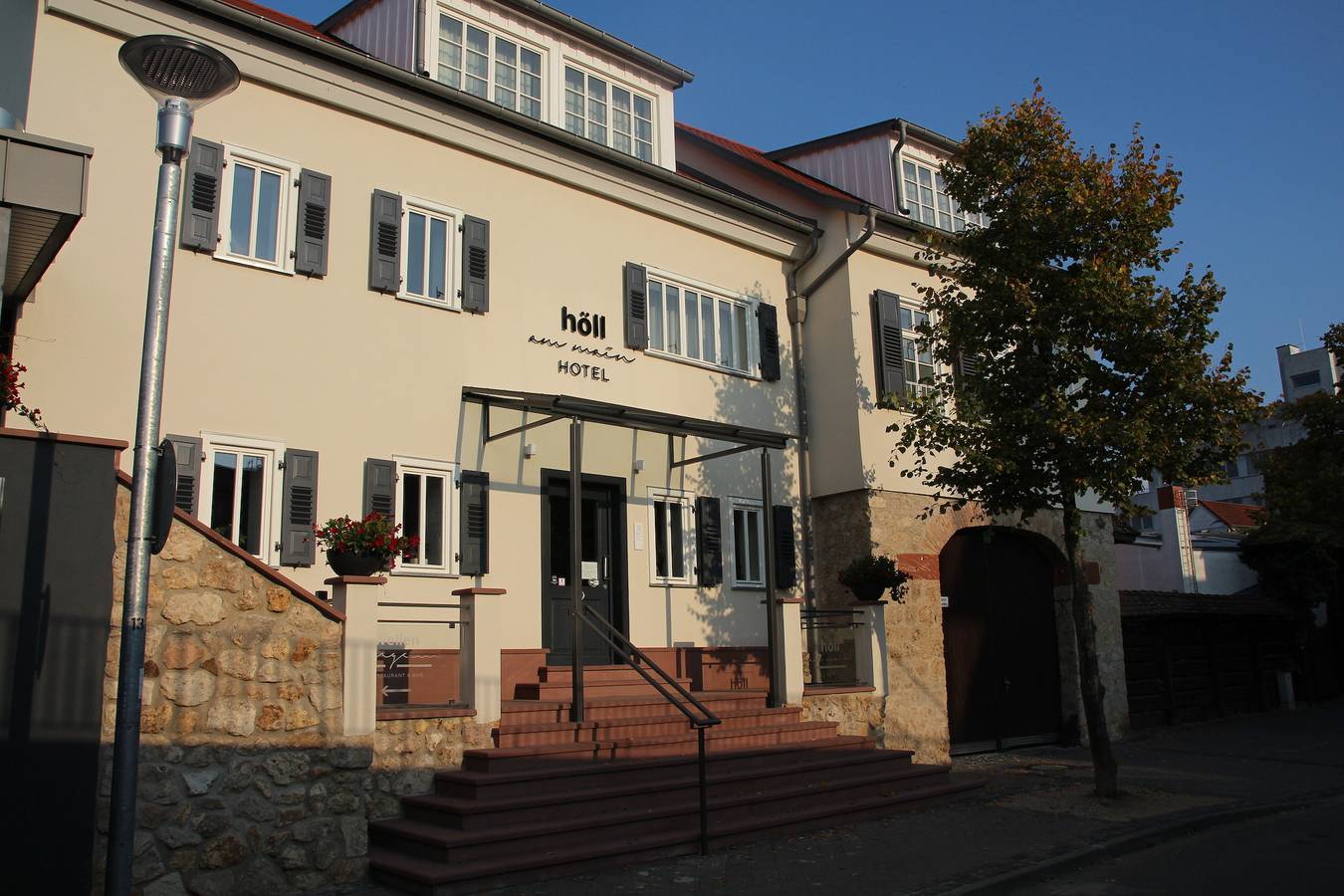 Ganze Ferienwohnung, Appartement 16 in Rüsselsheim, Rheingau