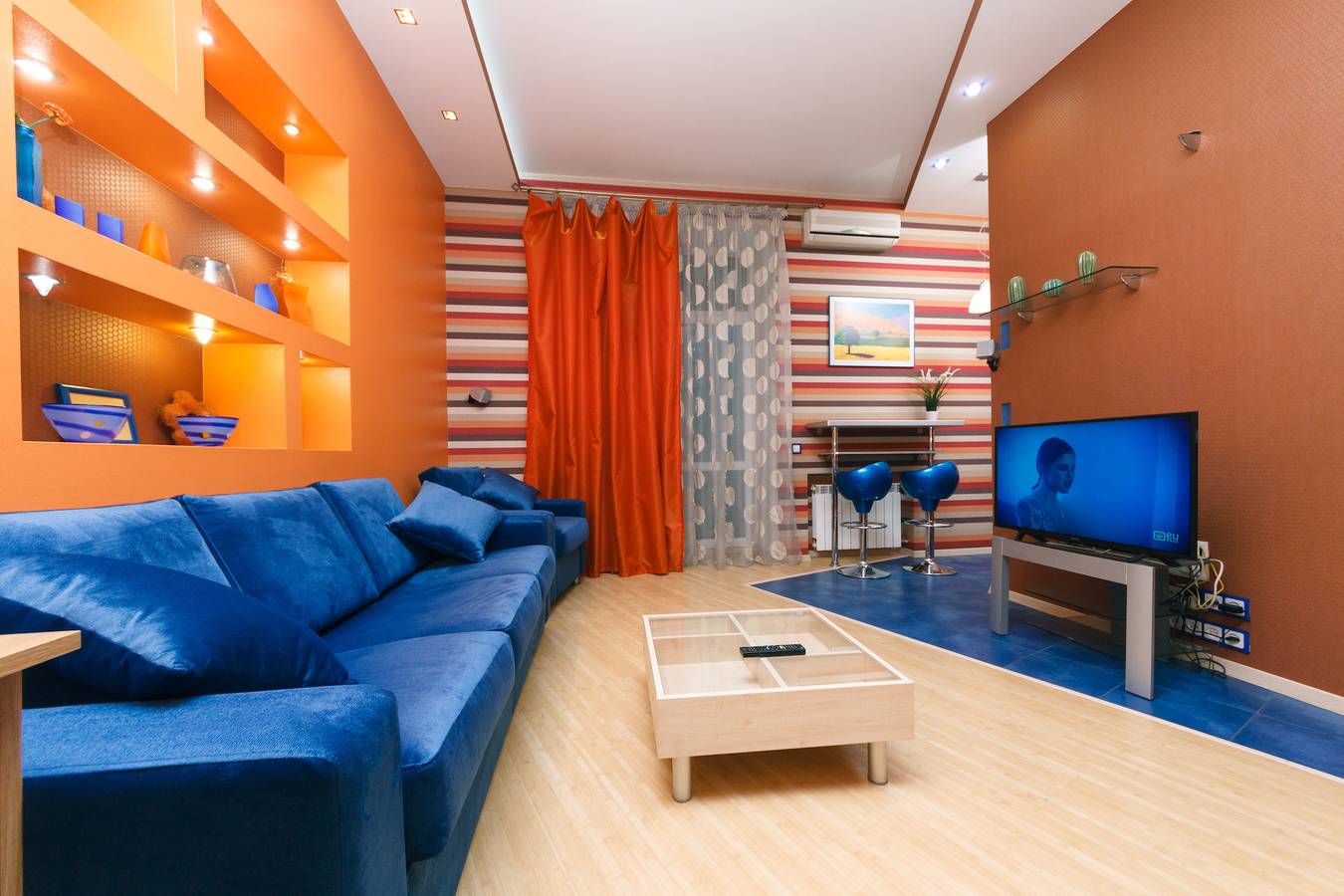 Ganze Wohnung, Ein Schlafzimmer, 3 Baseina str Arena City Besarabka in Kiew, Ukraine