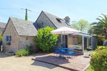 Location de vacances pour 4 personnes, avec balcon à Sibiril