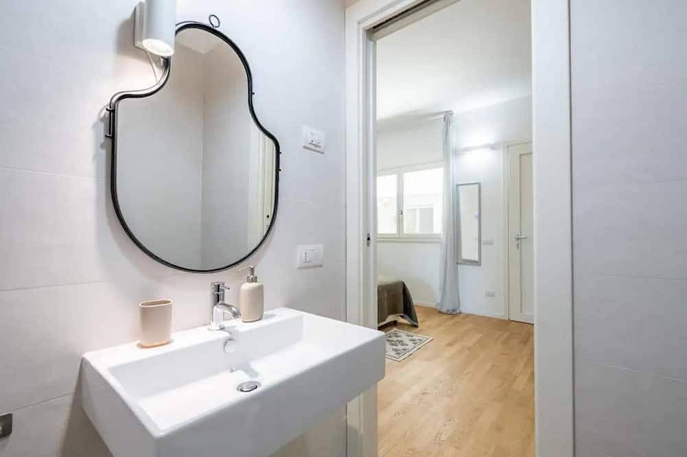 Apartamento entero, Benjamin House with Private Parking in Bari, Region de Bari