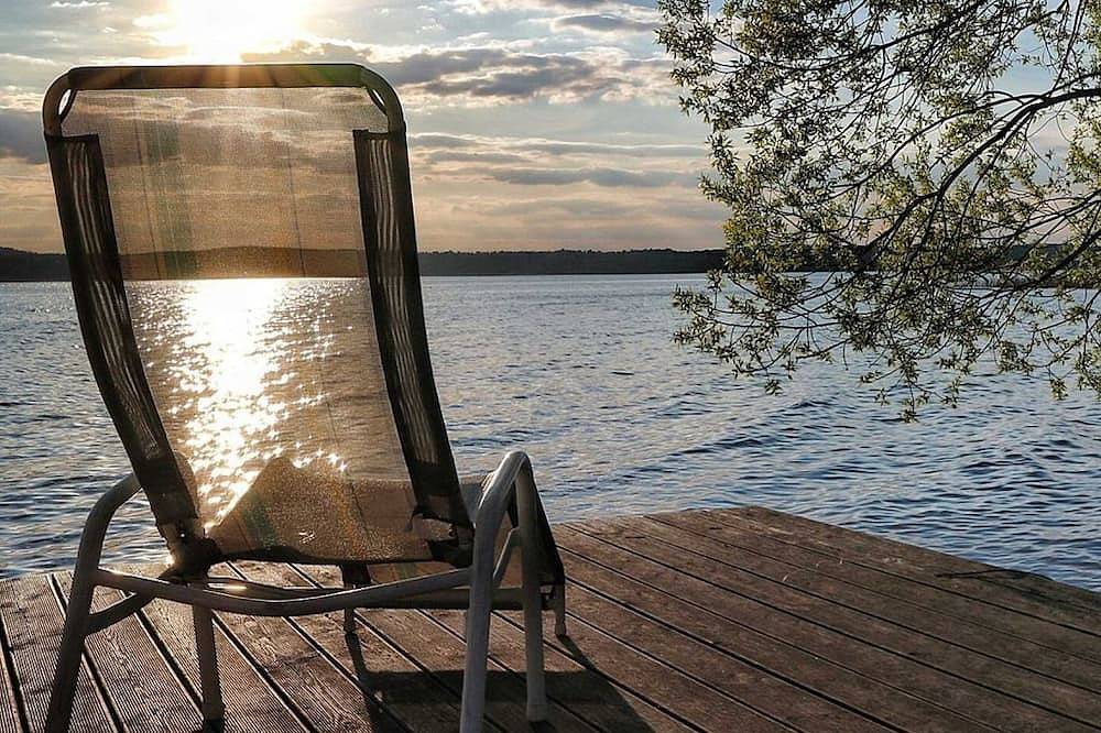 Ganze Wohnung, Bornholm 1. Reihe zum See im Ferienpark Bad Saarow - Ferienpark Bad Saarow in Bad Saarow, Dahme-Seengebiet