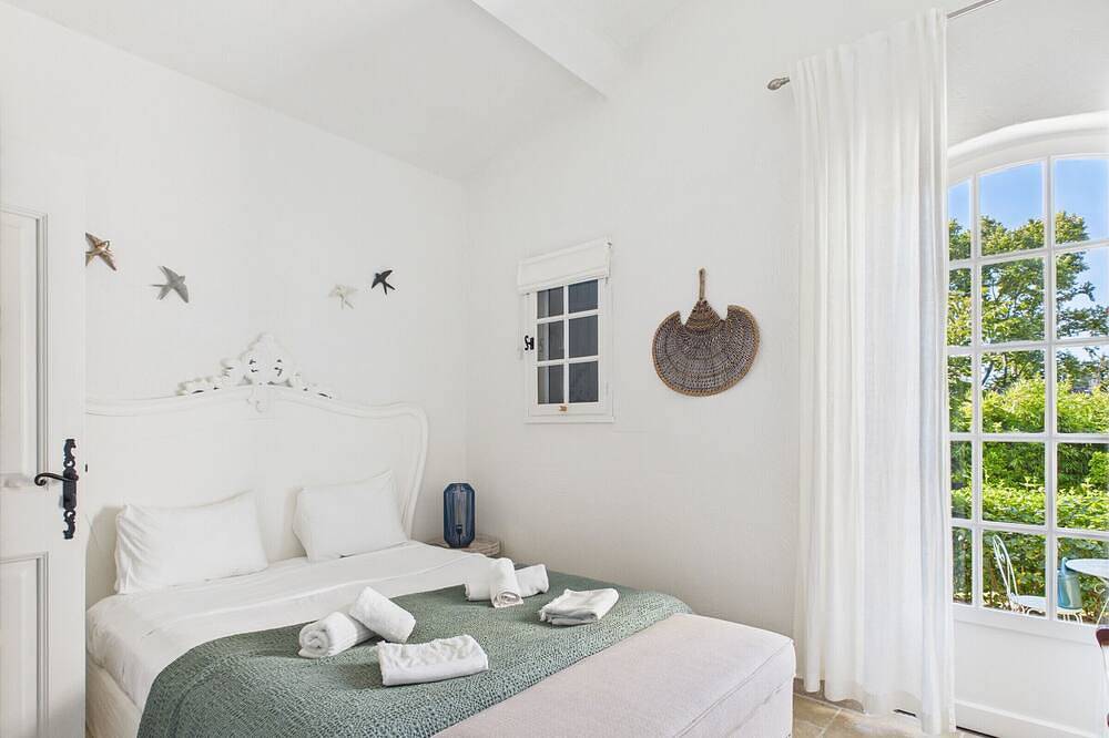 Charmant Mas à Paradou avec Piscine, Terrasse et Jardin, Près des Alpilles in Paradou, Région d'Arles