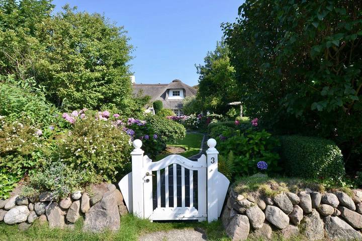Ganze Wohnung, Gemütliches Ferienapartment Möwennest mit Terrasse und  Wlan in Westerland in Tinnum, Sylt (Gemeinde)