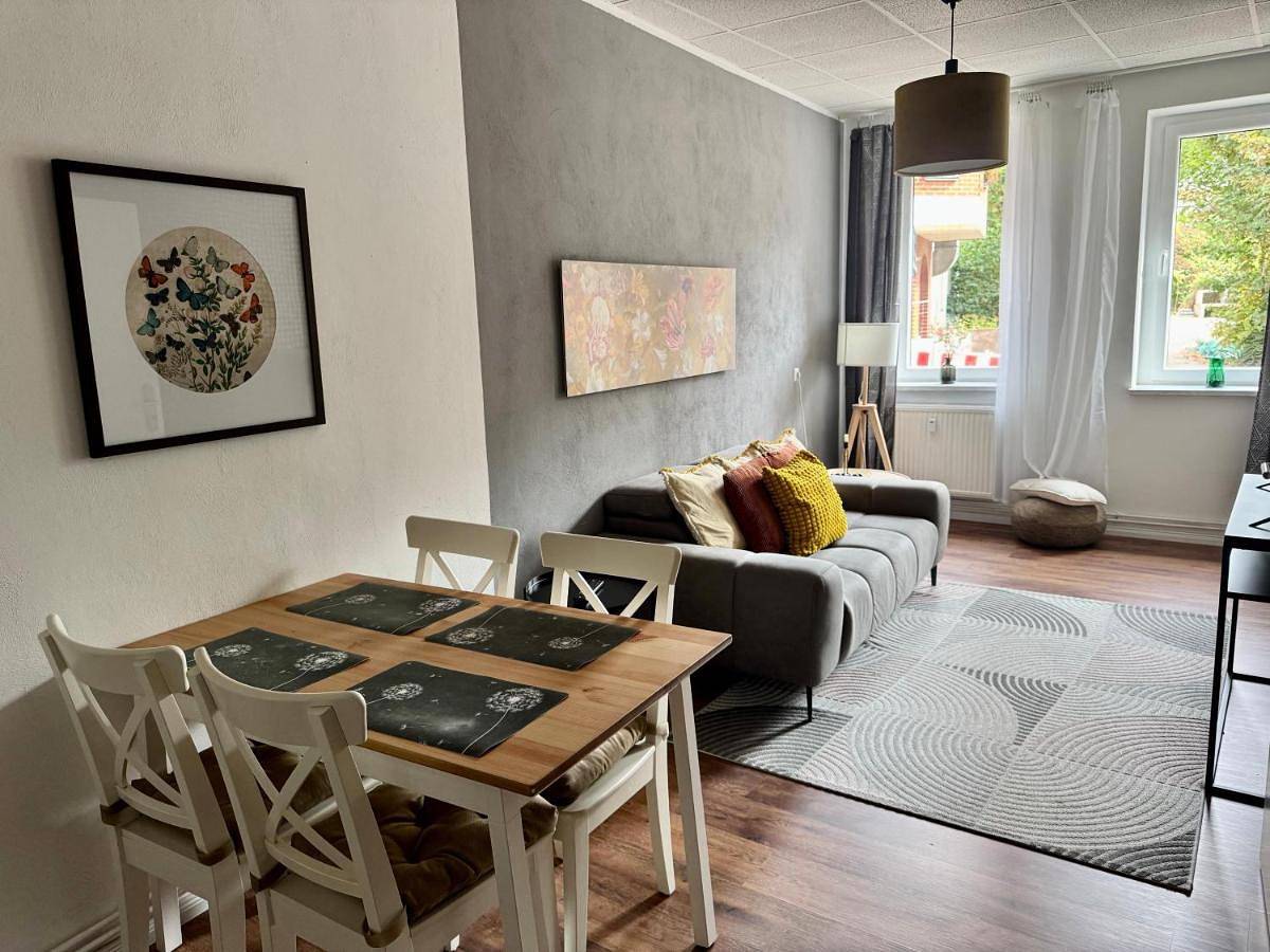 Ganze Wohnung, Appartement "Ilse" an der Goitzsche inklusive Parkplatz in Bitterfeld, Bitterfeld-Wolfen