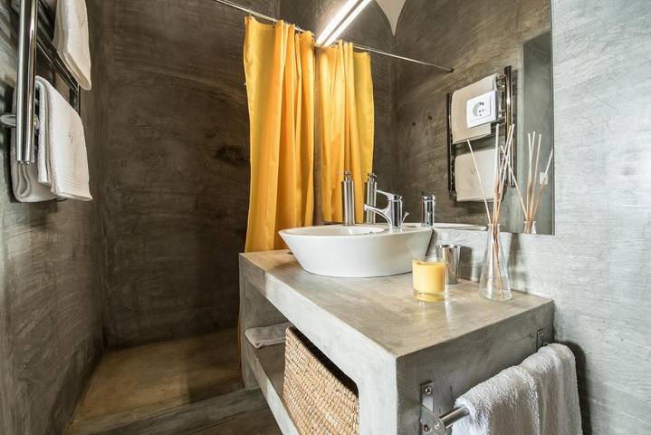 Maison de campagne pour 2 personnes, avec terrasse et piscine ainsi que vue et jardin, animaux acceptés à Serpa - 2