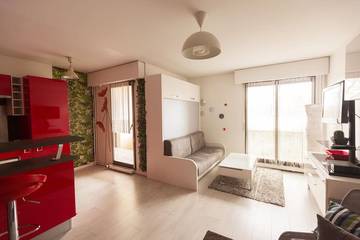 Appartement De Vacances pour 2 Personnes dans Créteil, Val-de-Marne, Photo 4