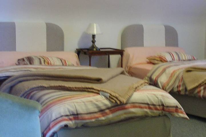 Charmant hébergement 4 * vallée du Blavet, St Nicolas des eaux, 10mn de  Pontivy in Pontivy, Région de Pontivy