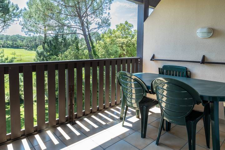 Apartamento entero, Bonito apartamento con piscina y balcón in Moliets-Plage, Moliets-et-Maa
