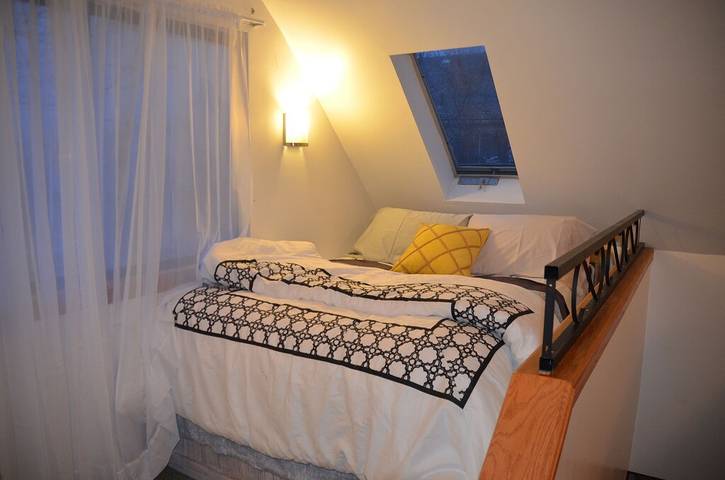 Bed and breakfasts for 10 people in Michigan