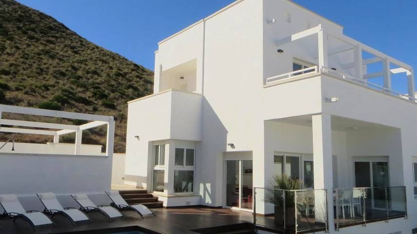 Chalet para 8 personas, con jardín además de piscina y vistas, Se admiten mascotas en Cabo de Gata - 2