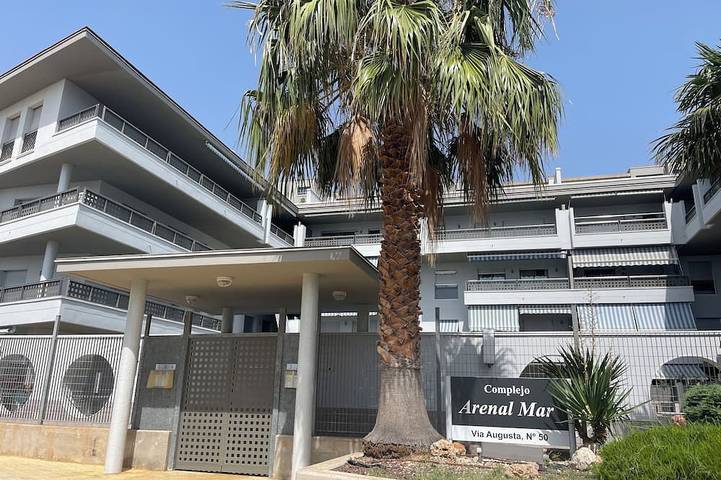 Location de vacances pour 5 personnes, avec piscine et balcon à Vandellòs i l'Hospitalet de l'Infant