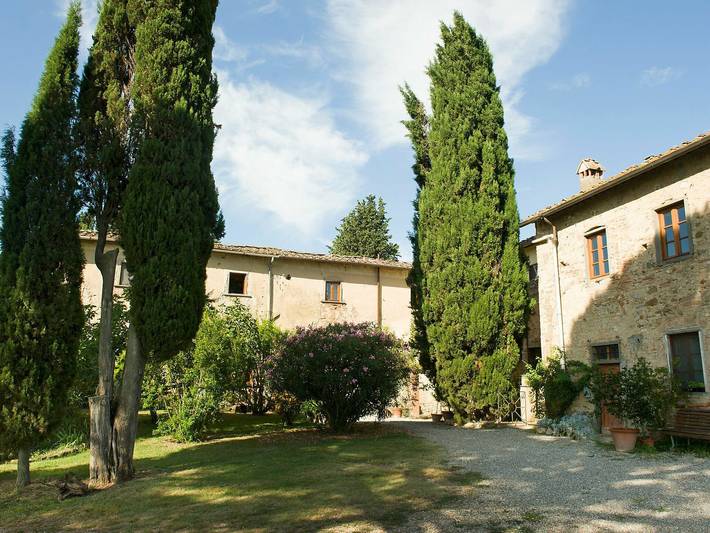 Agriturismo per 4 persone, con piscina e giardino in Scandicci