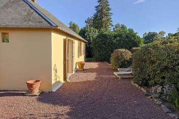 Gîte pour 6 personnes, avec terrasse et jardin à Le Mesnil-Garnier