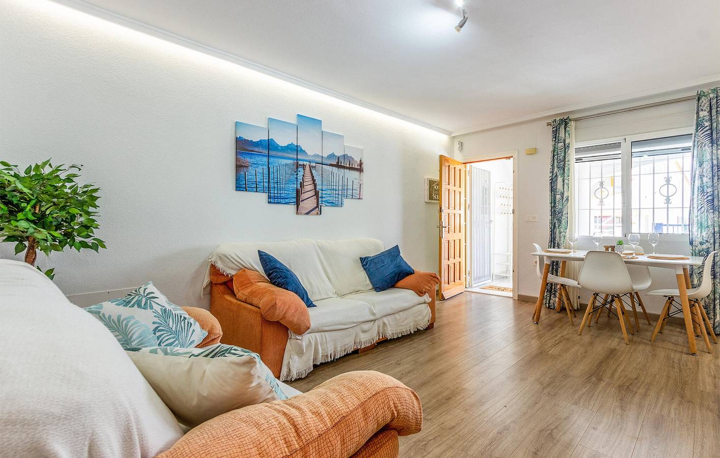 Ganze Ferienwohnung, Gemütliches Apartment mit Pool und Terrasse 2 km vom Strand entfernt in Mediterraneo (Gran Alacant), Monte Faro