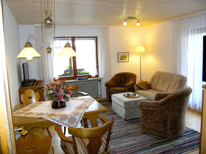 Ferienwohnung für 4 Personen, mit Balkon und Terrasse sowie Garten in Inzell - 2