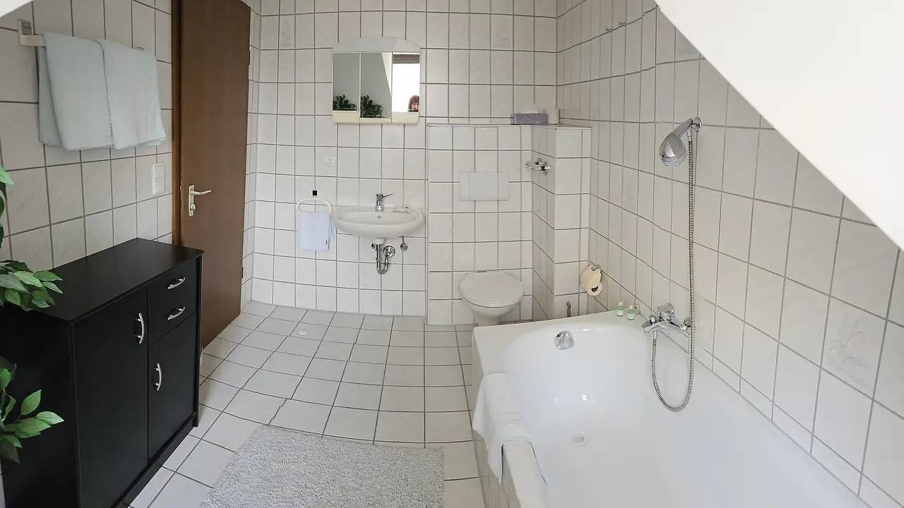 Doppelzimmer für 2 Personen (25 m²) in Monaco di Baviera Trudering, Monaco di Baviera