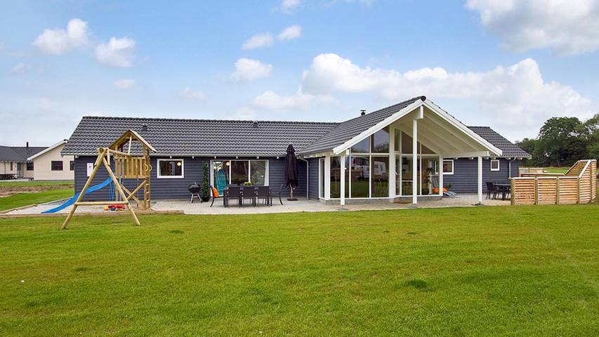 Ferienhaus für 14 Personen, mit Sauna in Kegnæs