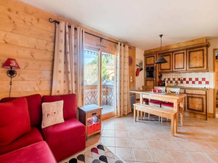 Gîte pour 6 personnes, avec balcon dans Office De Tourisme Des Carroz - 4